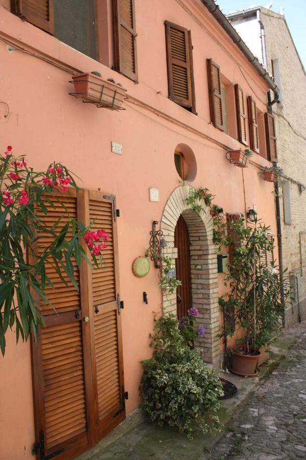 فيرمو B&B Mamma Ari المظهر الخارجي الصورة